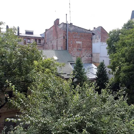 Buk Apartments On Doroshenka 29 Lviv Exterior photo
