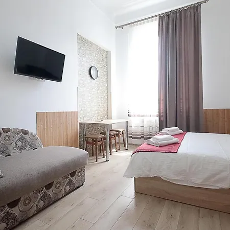 Buk Apartments On Doroshenka 29 Lviv Exterior photo