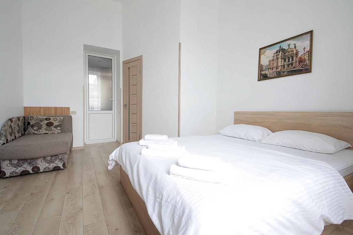 Apartment Buk On Doroshenka 29 Lviv