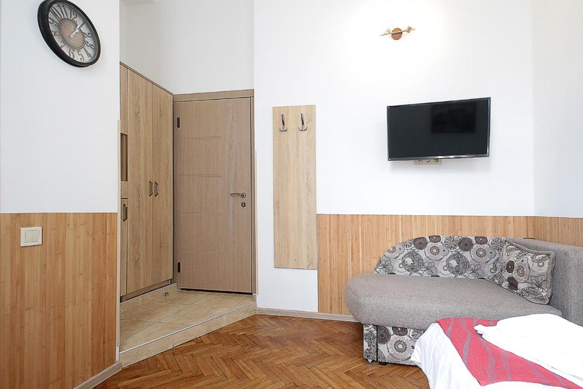 Apartment Buk On Doroshenka 29 Lviv